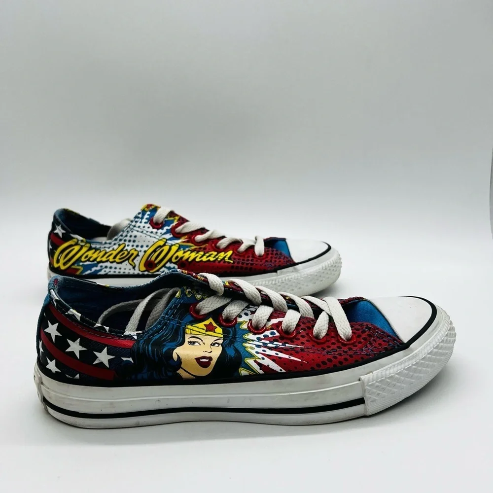 Converse Wonder Woman Red and Blue Sneakers Classic Canvas Style Size 4.5